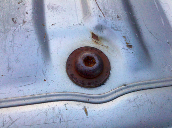 2007-12 Toyota Tundra Bed Bolt Rust / Corrosion - TSB