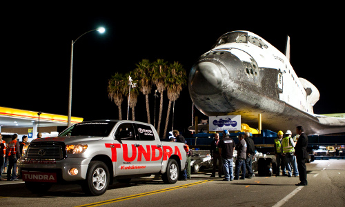 Tundra tow space shuttle