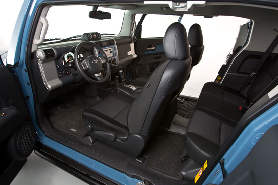 Toyota Builds Ultimate FJ Cruiser Edition - Interior