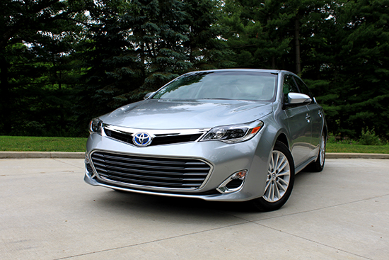 Road Tripping in a 2015 Toyota Avalon Hybrid XLE Premium