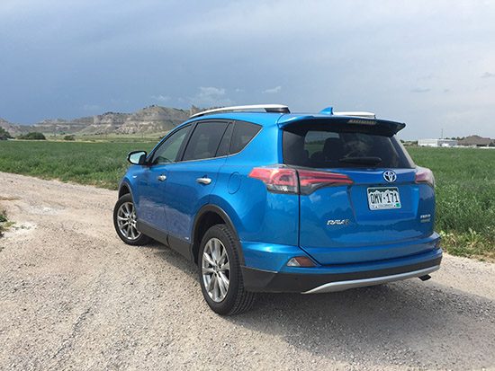 Revew: 2016 Toyota RAV4 Limited Hybrid Surprises With Great Fuel Economy, Good Driving Dynamics